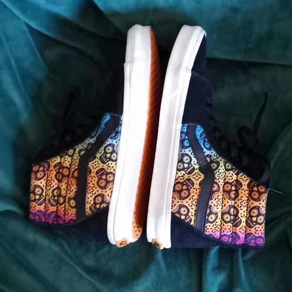Vans SK8 Hi Suede Candy Skull Unisex Size 9.5 Men/11 Woman - Picture 5 of 10